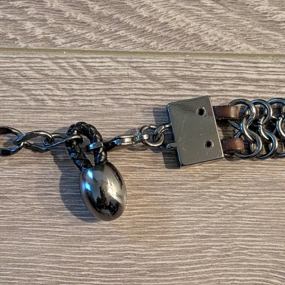 Stylish Black and Silver Women's Chain Belt. Luisa Cerano. - Picture 2 of 10